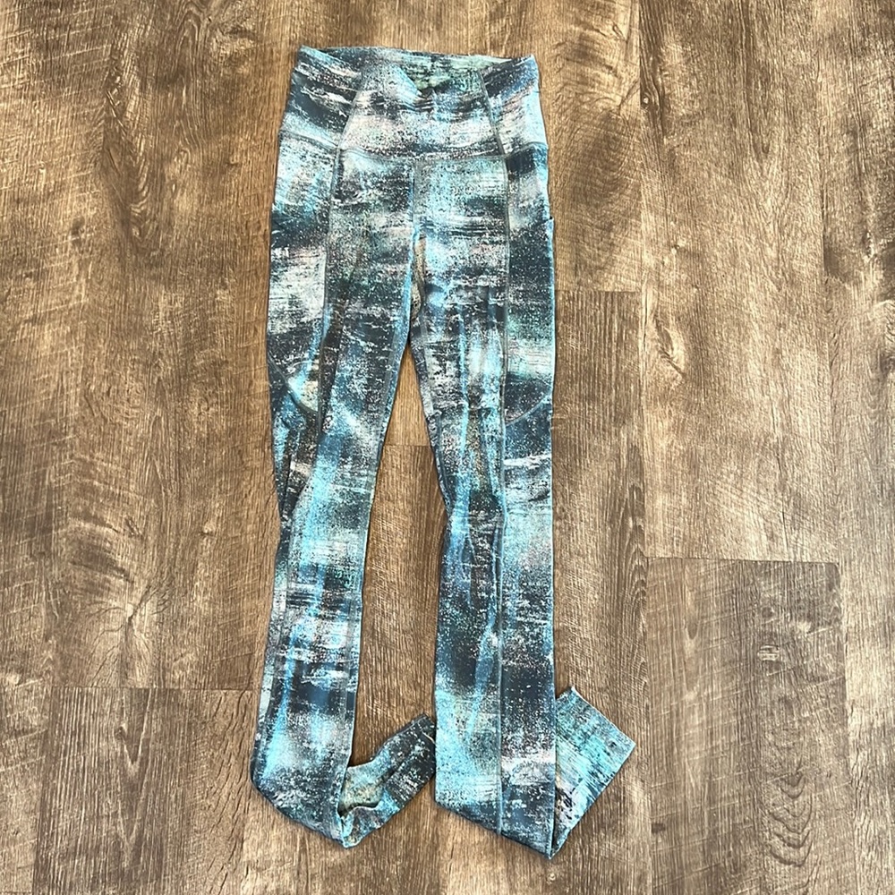 lululemon athletica Fast and Free 25’ Blue Patterned Leggings